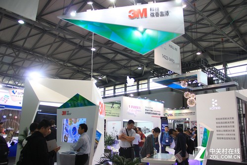 3M攜4K觸控及鏡面顯示屏亮相CES ASIA(圖1) 3M在CES ASIA 2016的展臺(tái)