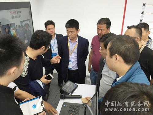 盈可視互動(dòng)錄播閃耀沈陽教育裝備展(圖7)